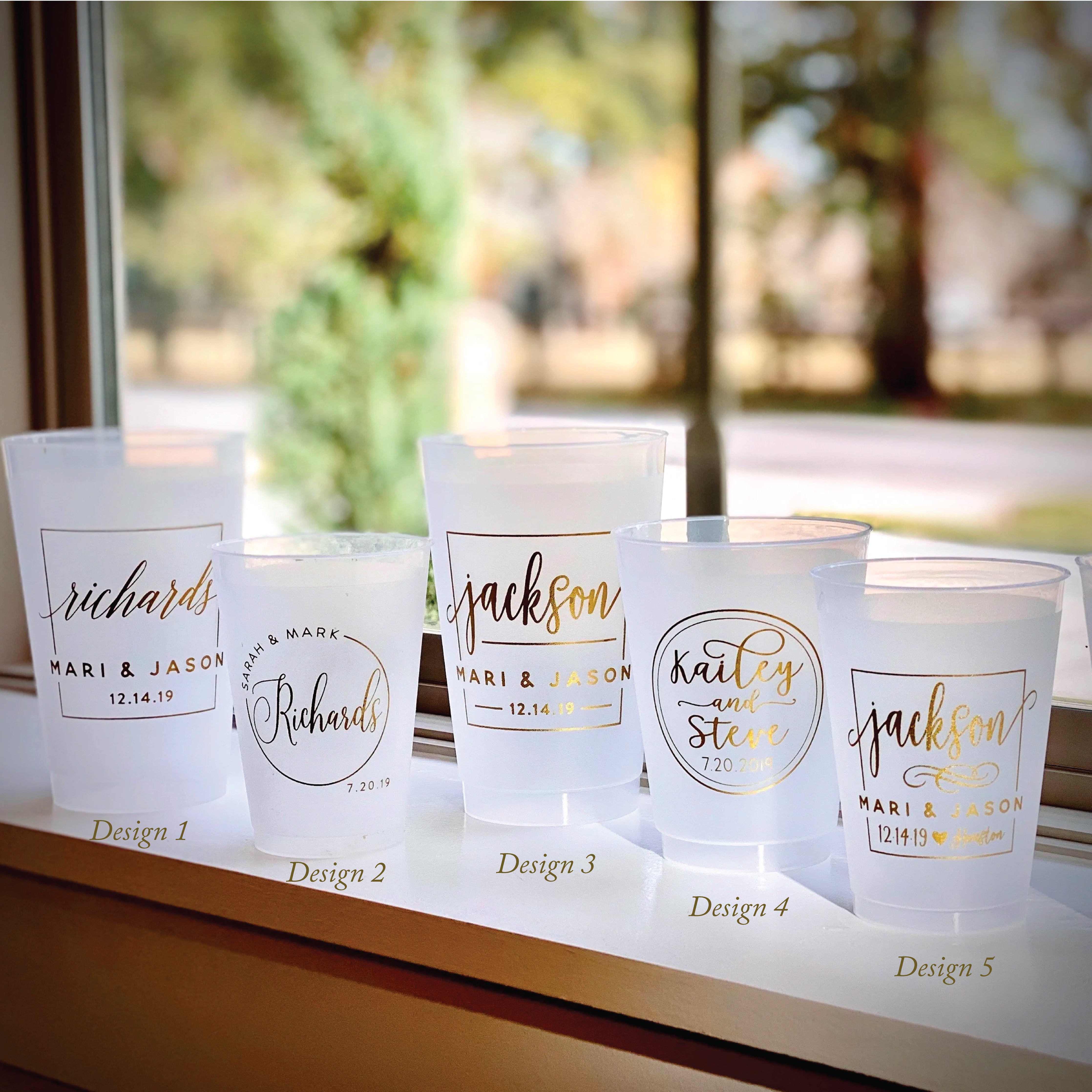 Monogram Frosted Wedding Cups, Modern Wedding Cups, Fancy Elegant Script,  Custom Wedding Cups, Plastic Cups, 16oz Frosted Cups 