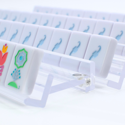 Wavy Acrylic Mahjong Racks | Magnetic Pushers: Pink