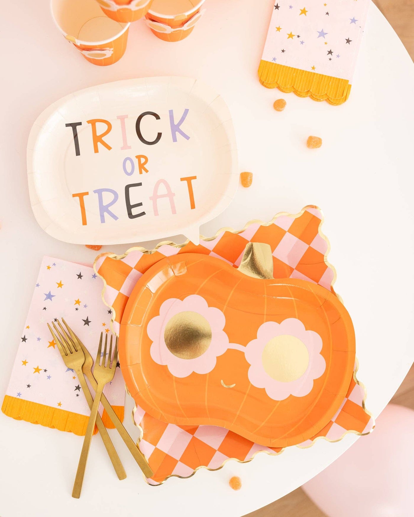 Halloween Trick or Treat Word Bubble Shaped Paper Plate
