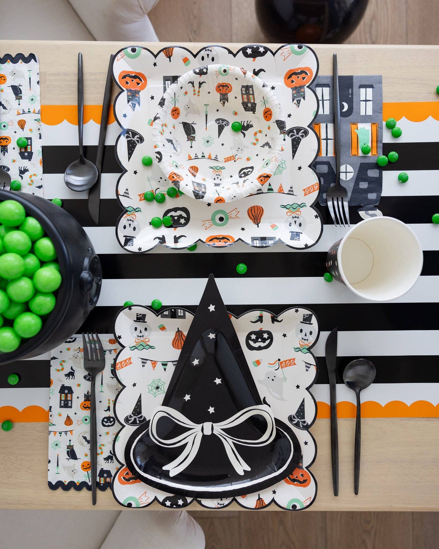 Halloween Tricks & Treats 10" Paper Plate