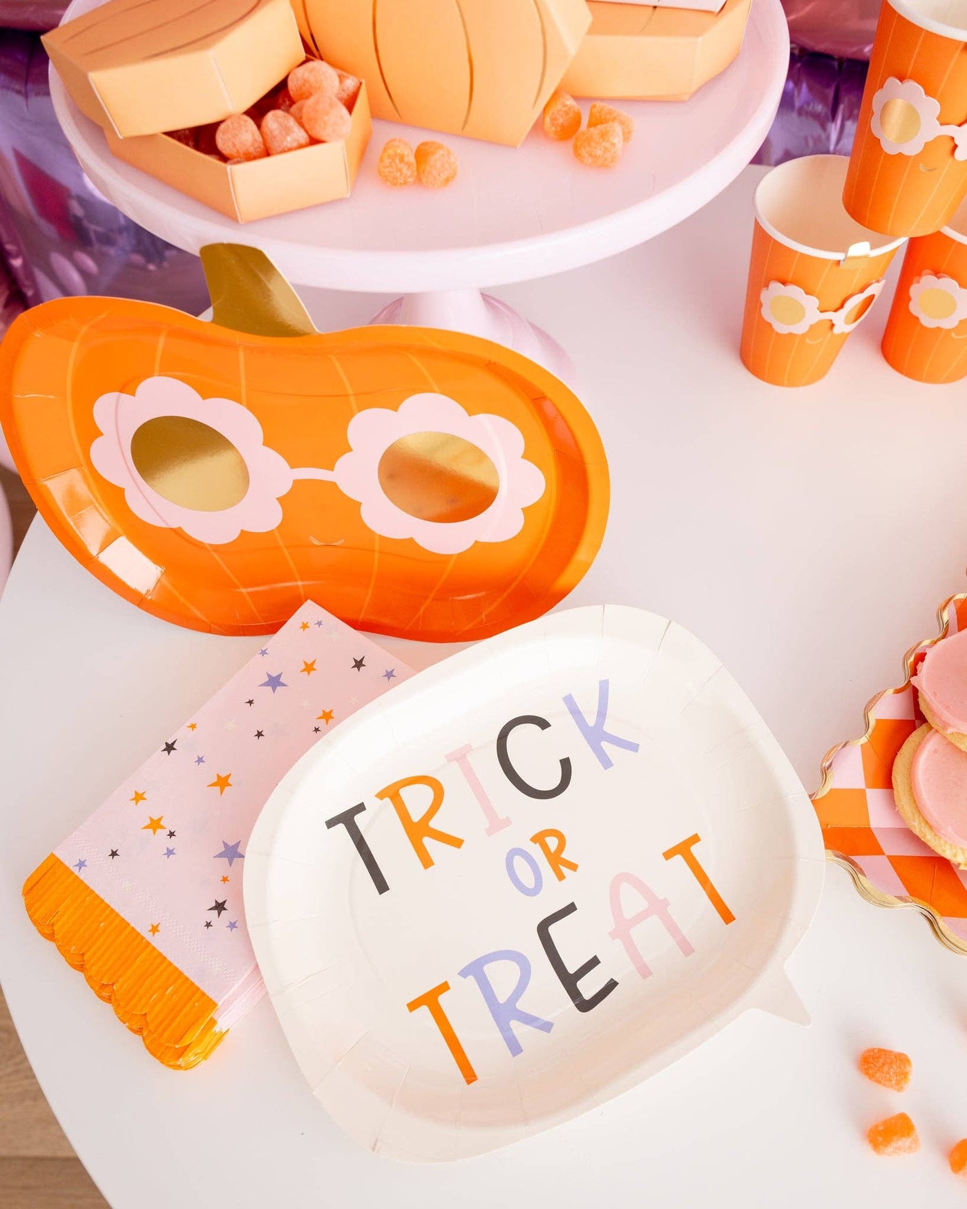 Halloween Trick or Treat Word Bubble Shaped Paper Plate