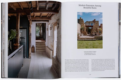 Country and Cozy: Countryside Homes and Rural Retreats