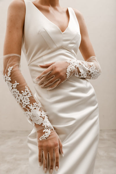 Lace Bridal Gloves