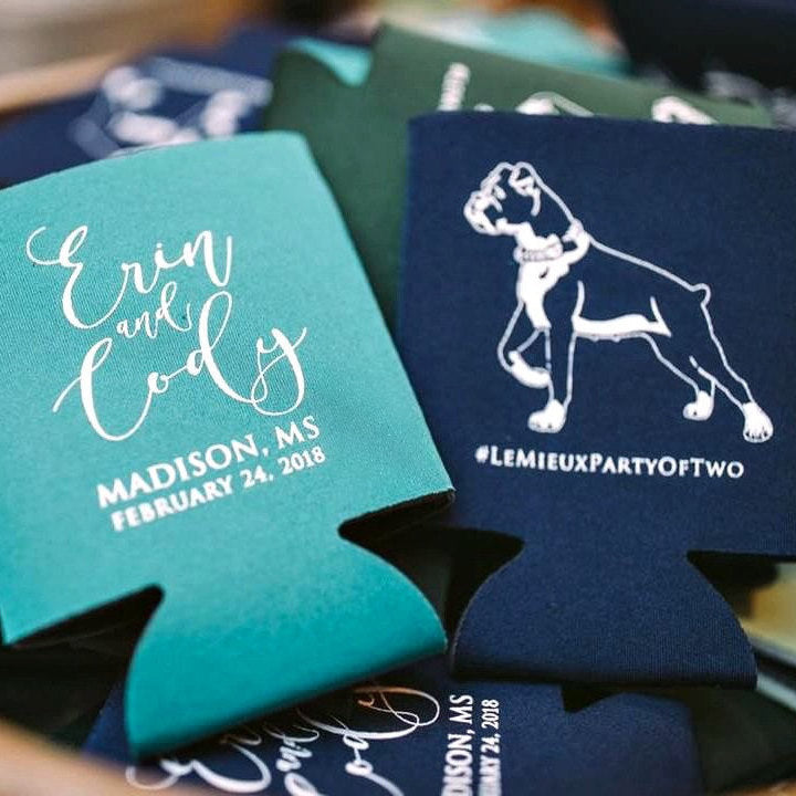 Can Koozie: Real Men Love Dogs - Gray
